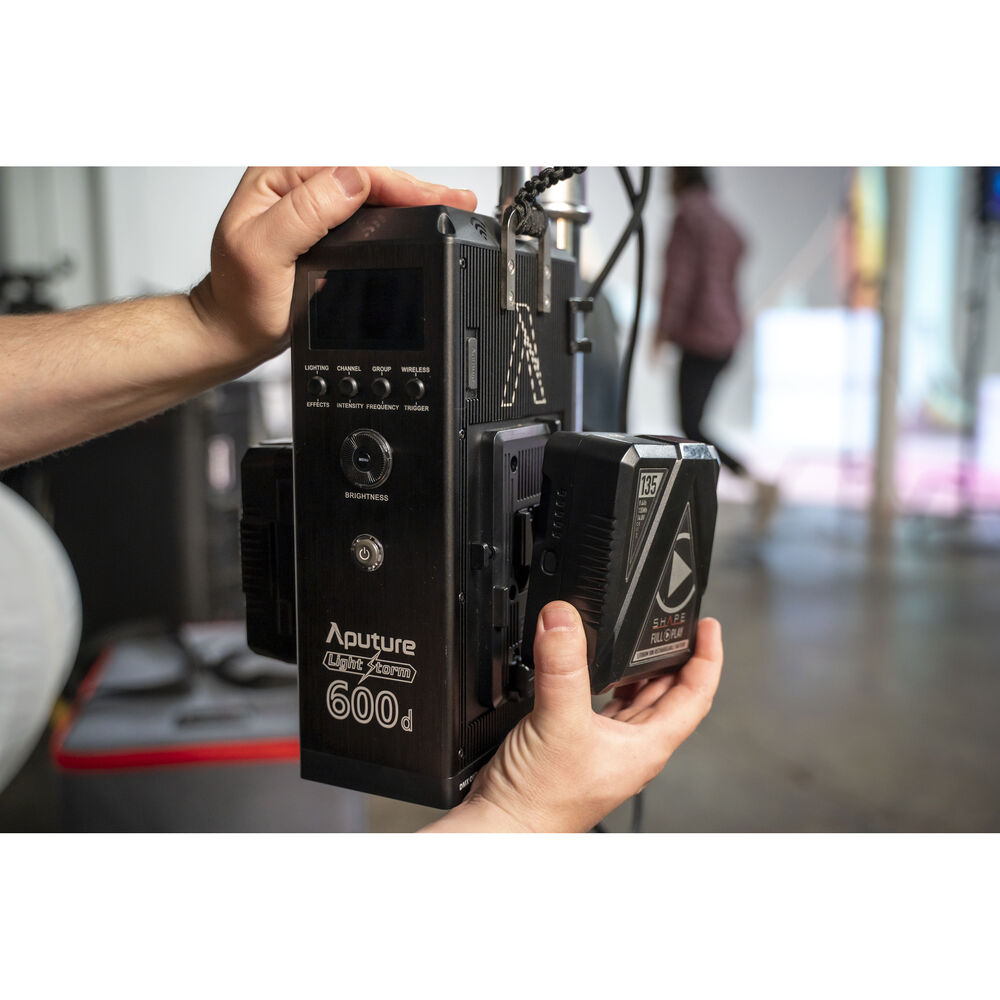 Aputure LS 600d Daylight LED Light (V-Mount) - 13